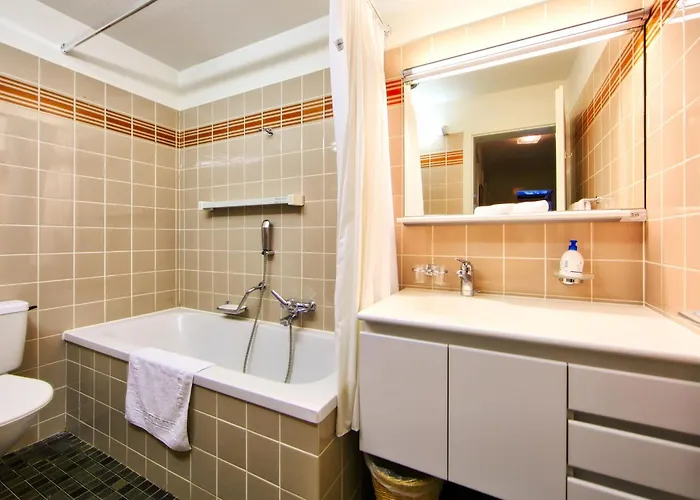 Ringstrasse 423 By Interhome Appartement Leukerbad